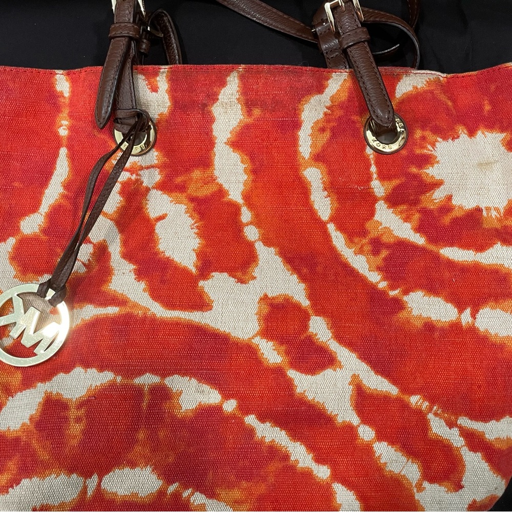 Michael Kors Vibrant Orange Tie-Dye Tote Bag - Picture 6 of 12